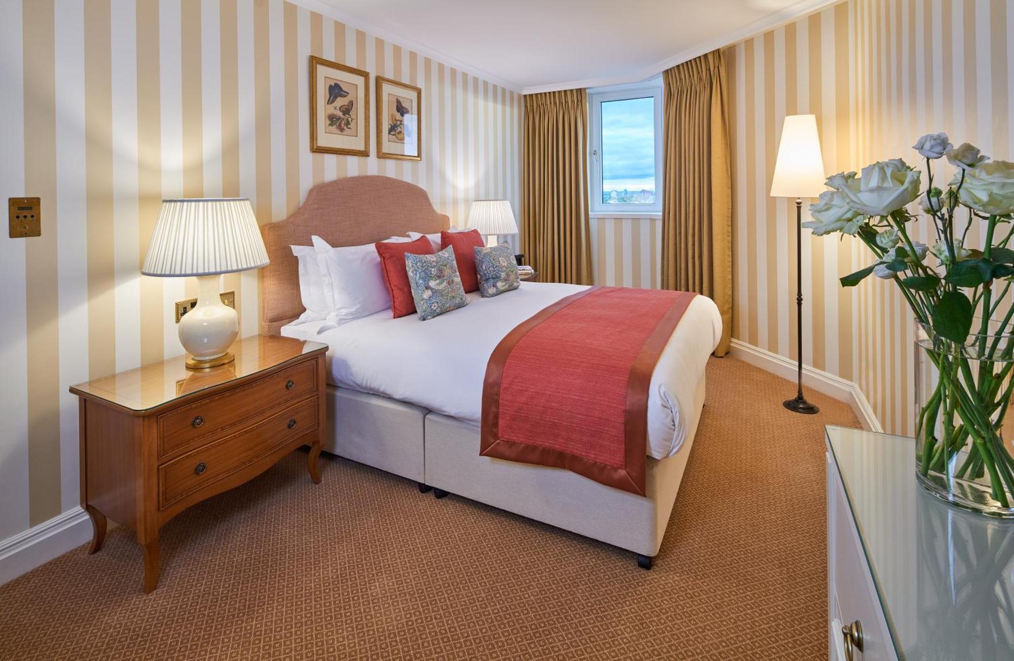Cheval Thorney Court At Hyde Park Aparthotel London Exteriör bild