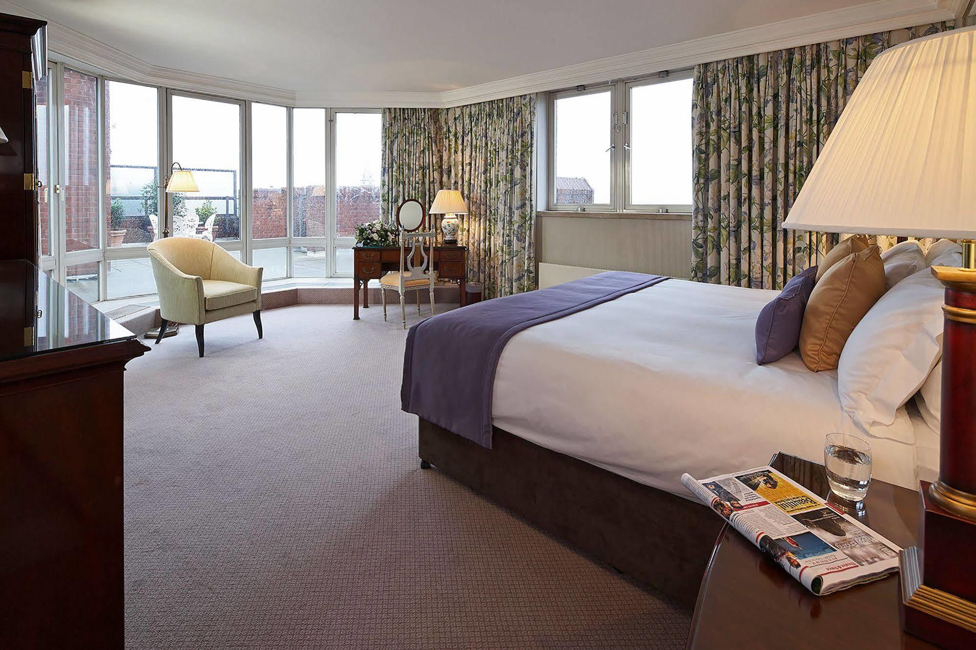 Cheval Thorney Court At Hyde Park Aparthotel London Exteriör bild